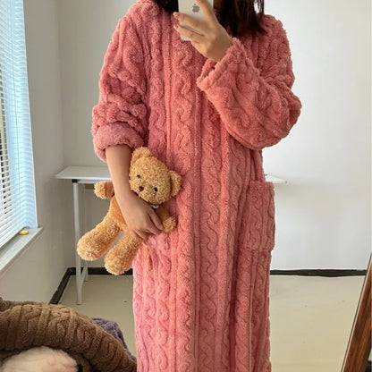 ComfaLuxe™ Plush Fleece Robe – Ultra Soft, Oversized Fleece Pajamas for Women