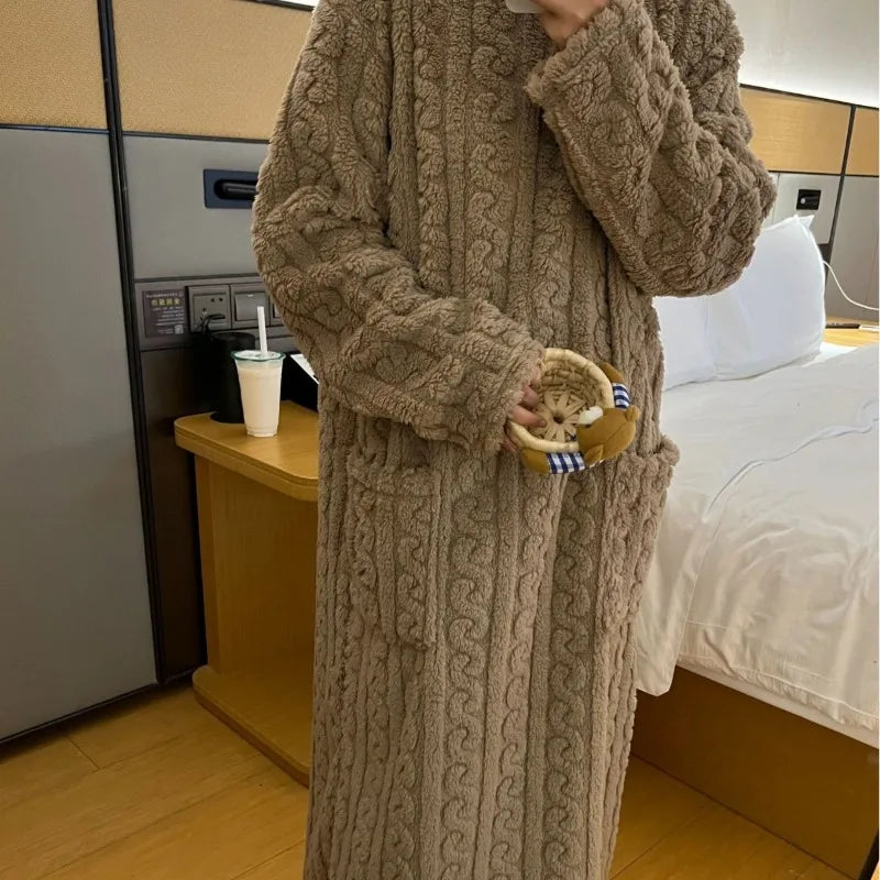 ComfaLuxe™ Plush Fleece Robe – Ultra Soft, Oversized Fleece Pajamas for Women