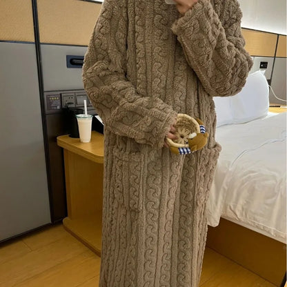 ComfaLuxe™ Plush Fleece Robe – Ultra Soft, Oversized Fleece Pajamas for Women